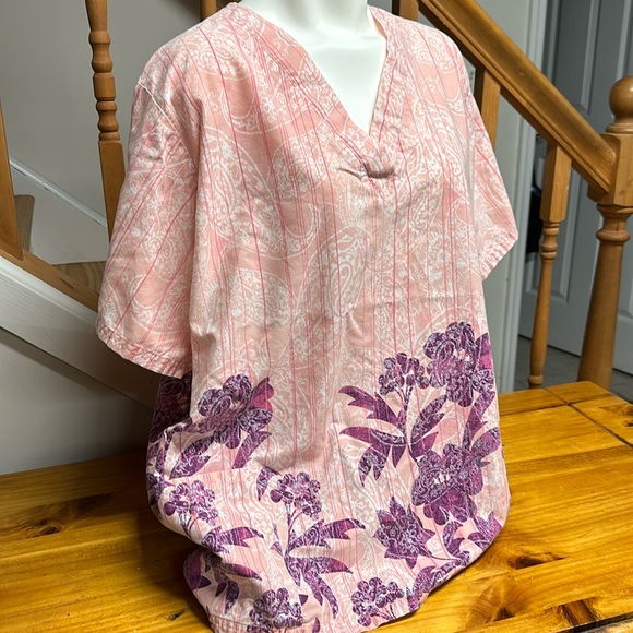 UA scrubs, 55% cotton 45% polyester extra large preowned very soft - Picture 2 of 12